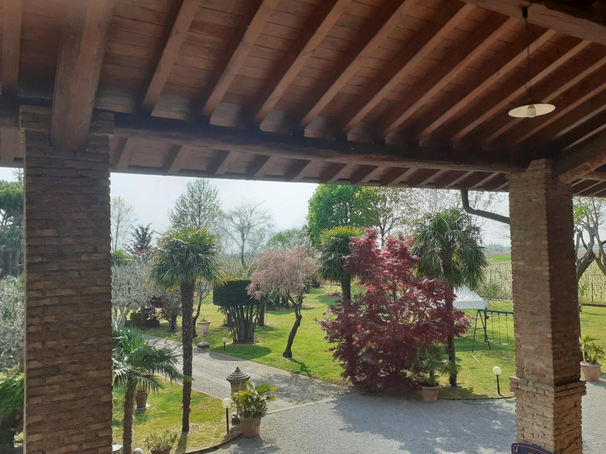 B&B Cascina In Franciacorta コローニェ エクステリア 写真